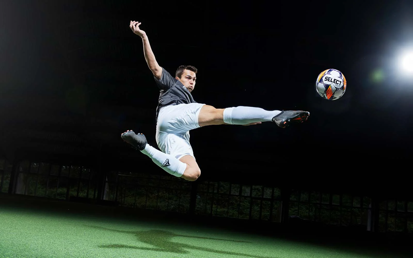 追夢談合同和去留：灰熊提供更大報價 最終選擇聽詹姆斯留守勇士.