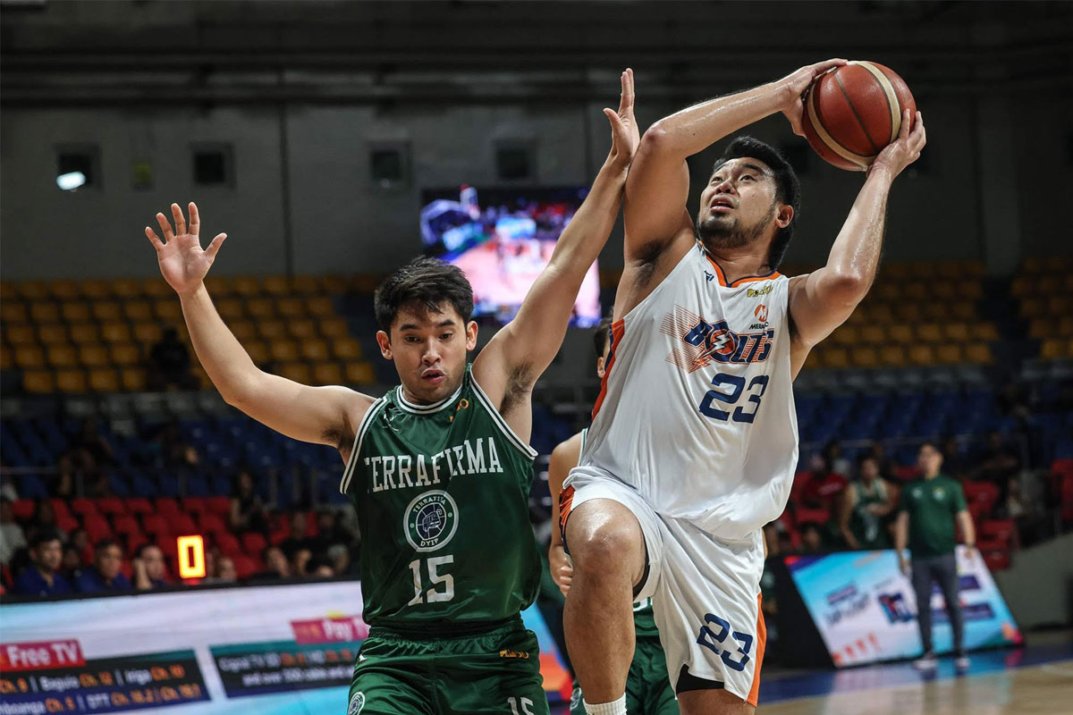 在亚冠与中 在亚冠与中